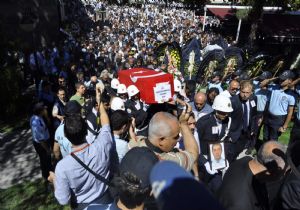 Şehit Darendelioğlu dualarla uğurlandı